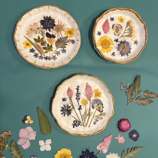 Pressed Flower Workshop + Trinket Dish Classes & Events 1818 Farms   