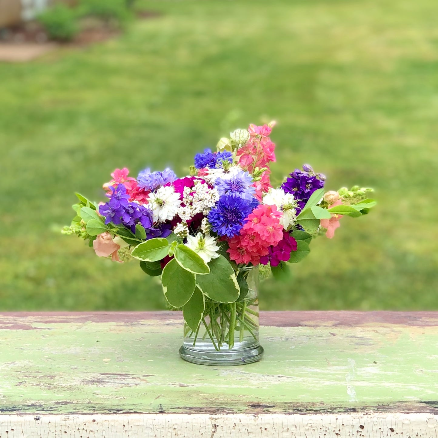 Bouquet of the Day Flowers 1818 Farms Small  