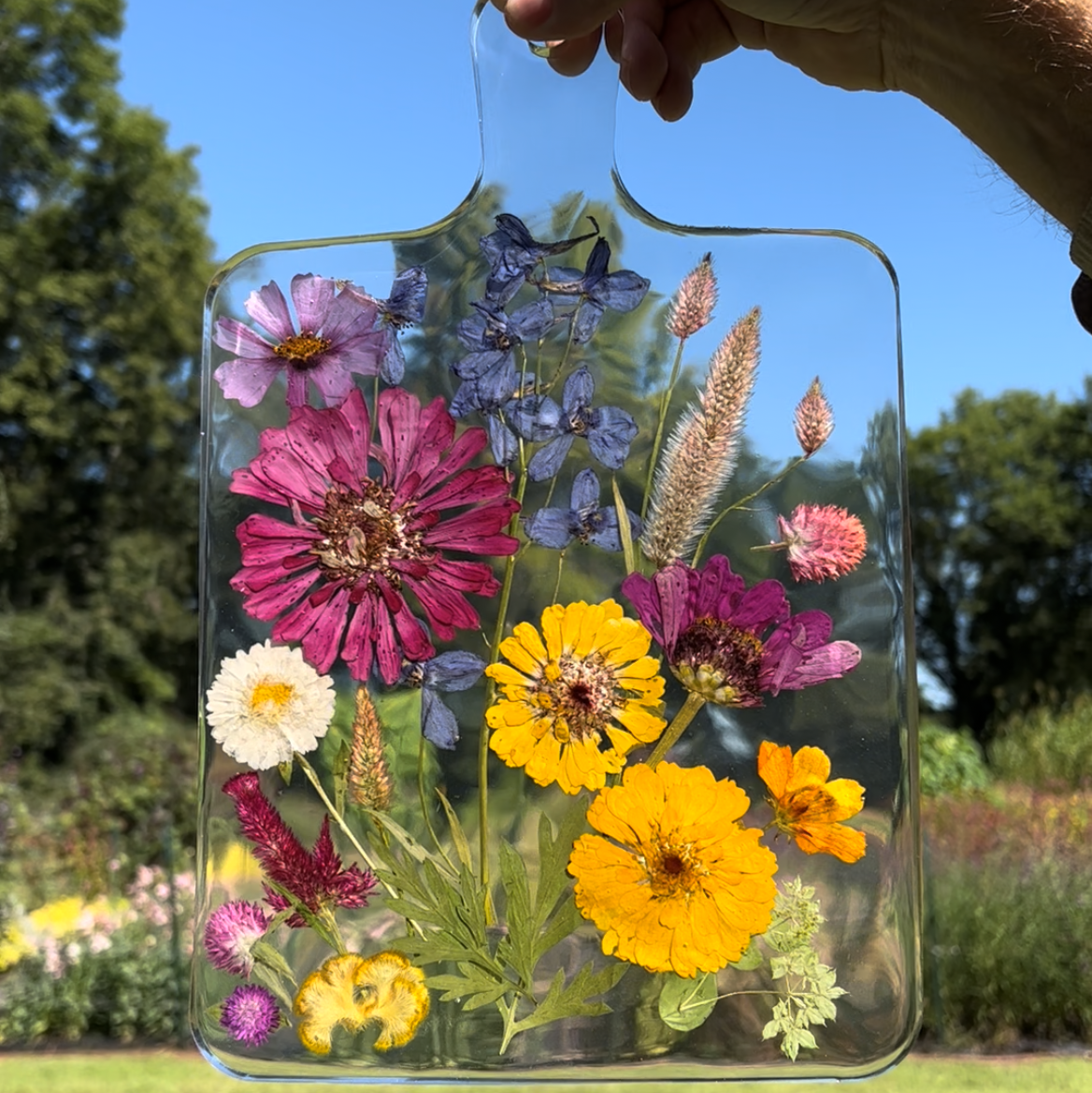 Ultimate Rainbow Dried Flowers & Resin Coaster Set : 11 Steps